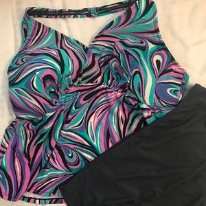 Multi colored halter tankini